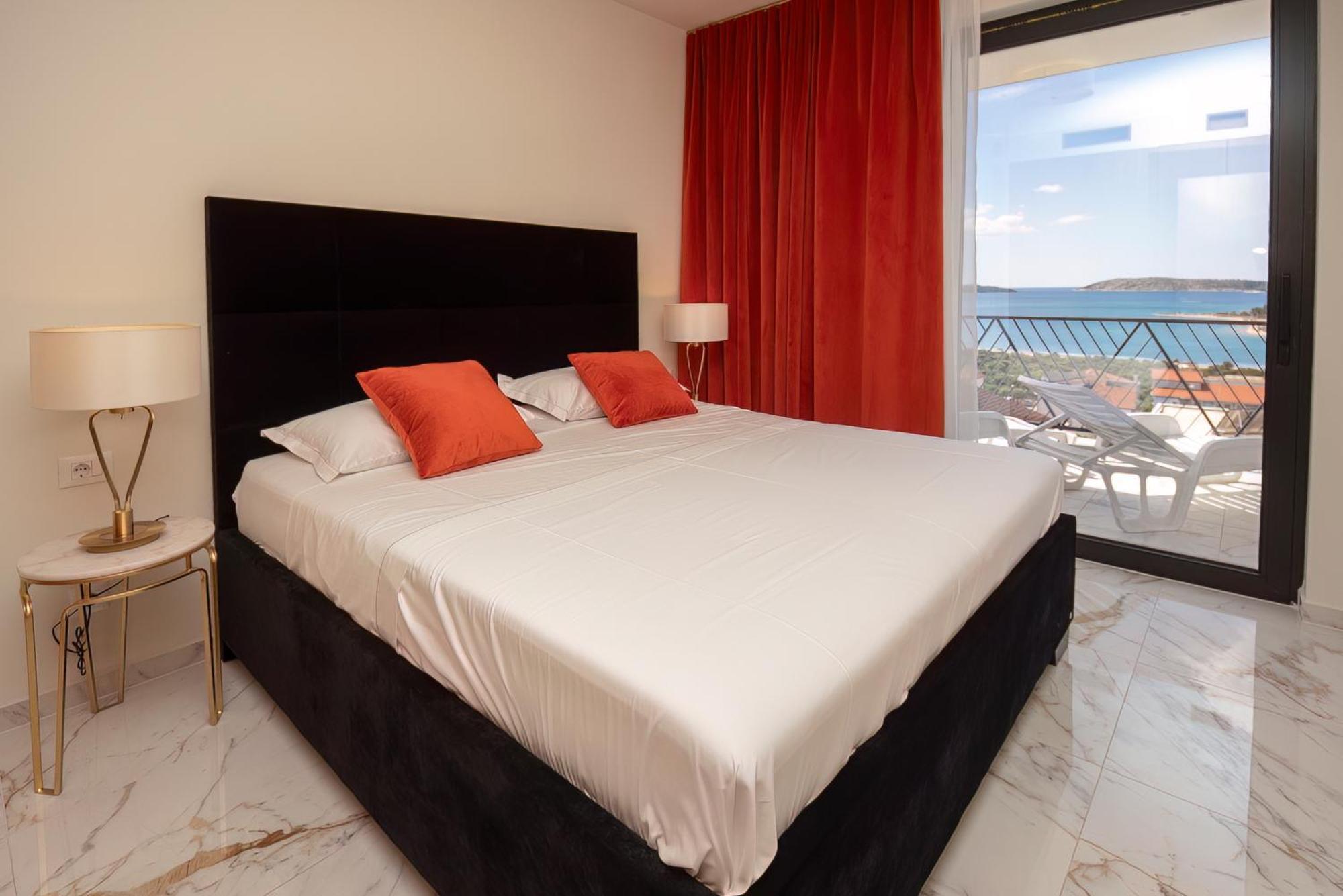 Mediterana Art Deco Resort (Adults Only) Шибеник Екстер'єр фото