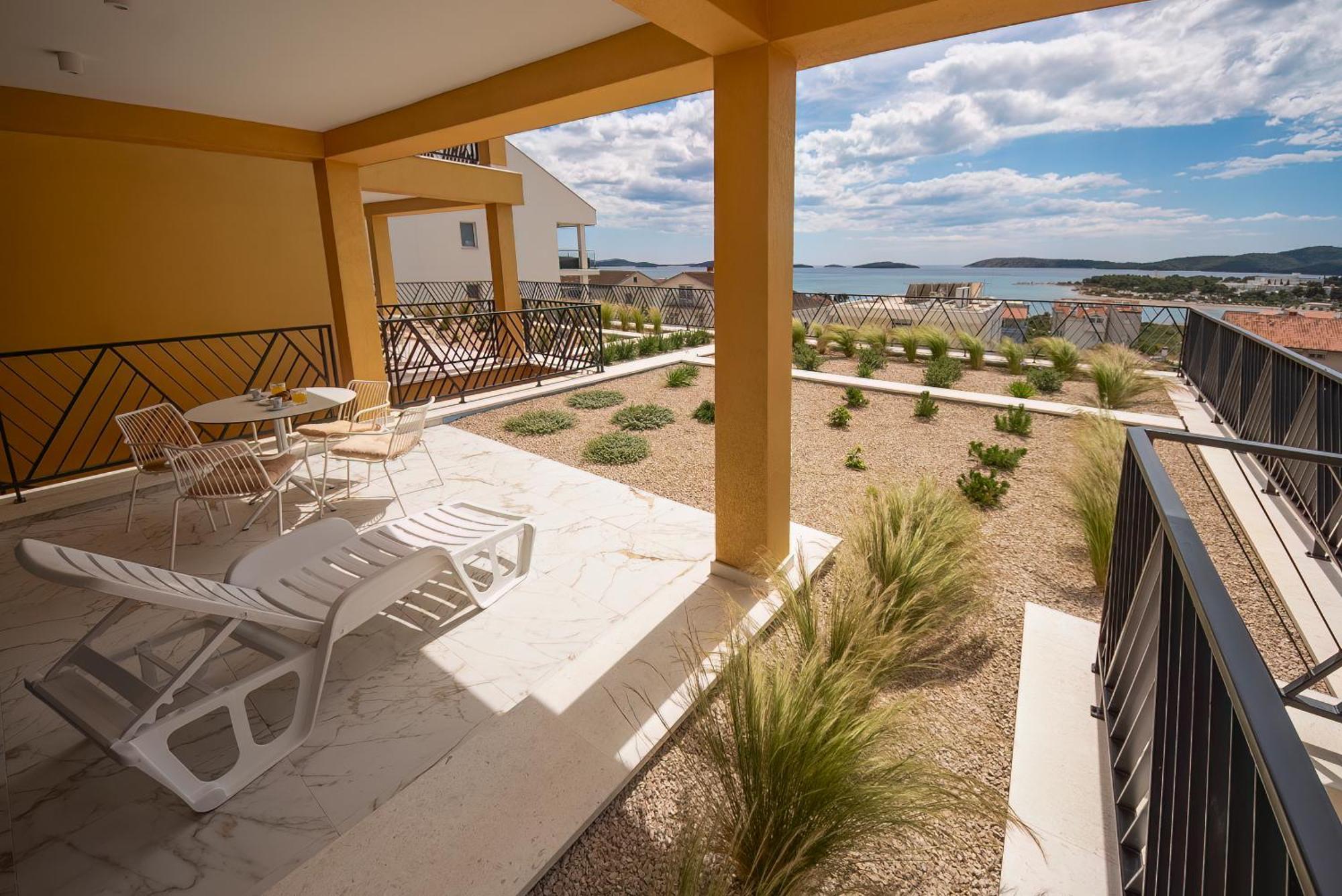Mediterana Art Deco Resort (Adults Only) Шибеник Екстер'єр фото