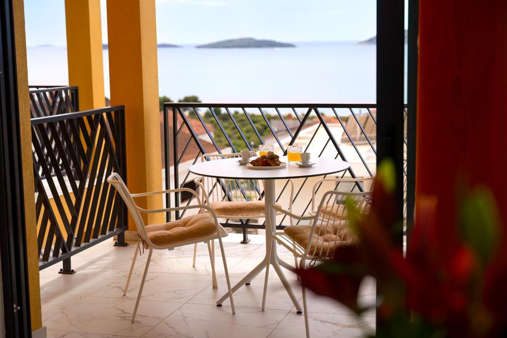 Mediterana Art Deco Resort (Adults Only) Шибеник Екстер'єр фото
