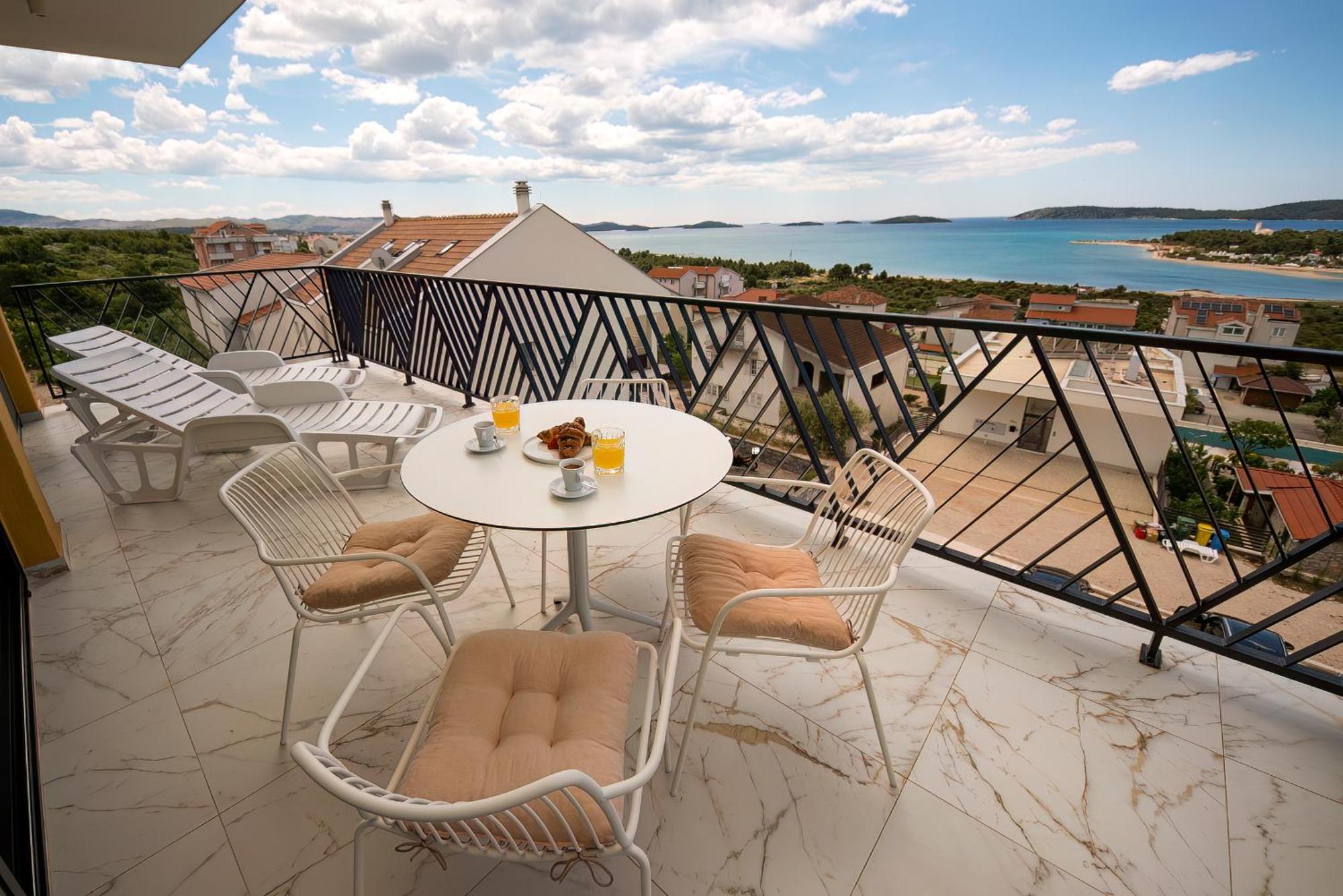 Mediterana Art Deco Resort (Adults Only) Шибеник Екстер'єр фото