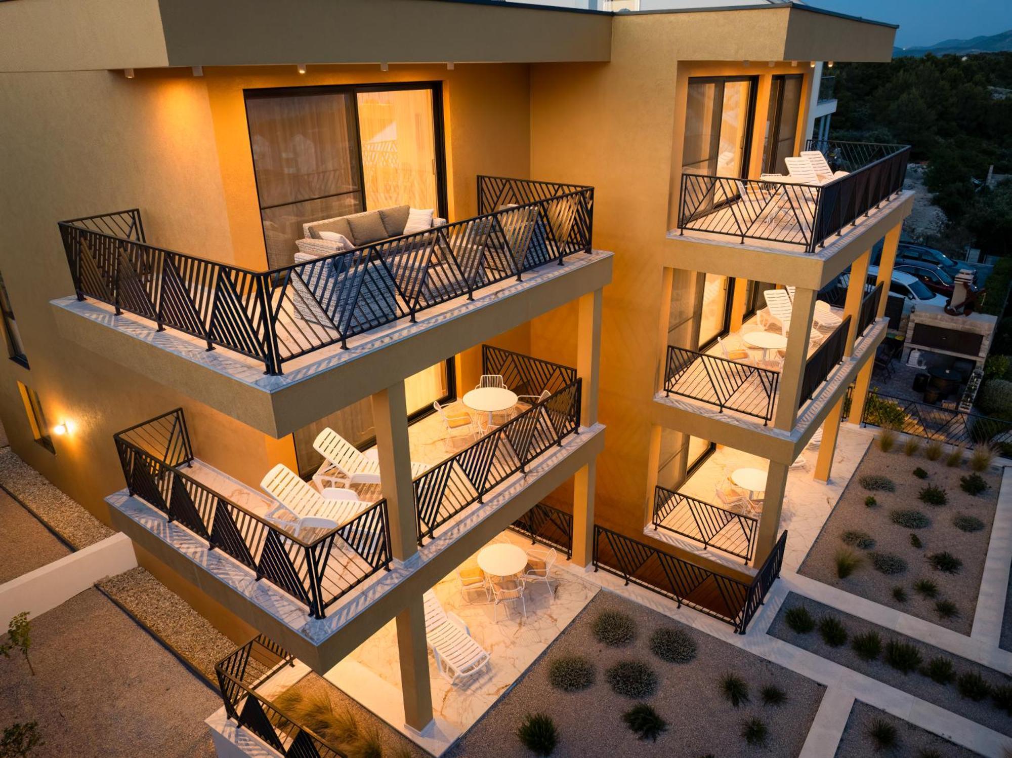 Mediterana Art Deco Resort (Adults Only) Шибеник Екстер'єр фото